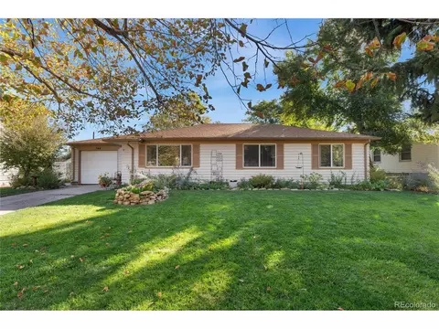 744 Geneva St, Aurora, CO 80010