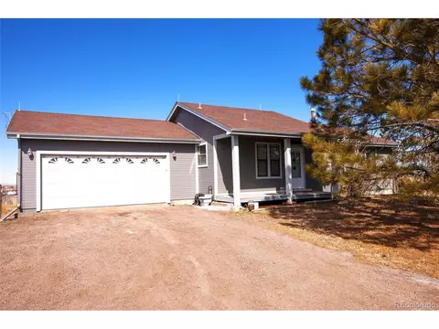 43445 Midsummer Ln, Elizabeth, CO 80107