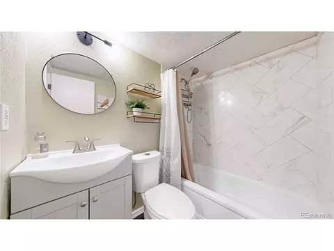 Bath - 3840 Broadway St #26, Boulder, CO 80304 photo 5 of 5