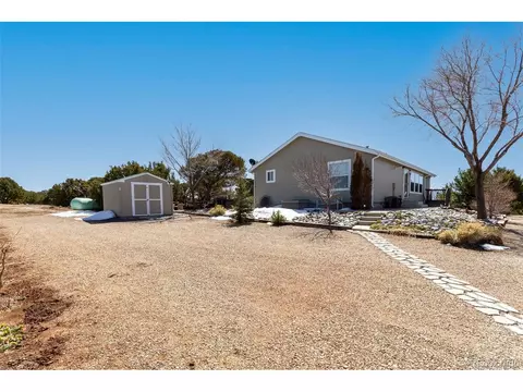 28 Apache Dr, Walsenburg, CO 81089 photo 5