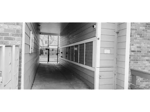 Undisclosed, Aurora, CO 80012 photo 32