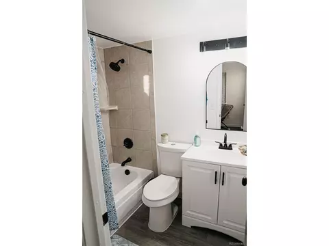 Undisclosed, Aurora, CO 80012 photo 29