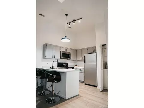Undisclosed, Aurora, CO 80012 photo 2