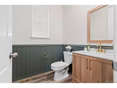 Bath - 26361 E 5th Pl, Aurora, CO 80018 photo 1 of 3