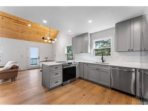 8440 S Arrowhead Dr, Morrison, CO 80465 photo 3