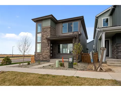 5978 N Lisbon St, Aurora, CO 80019