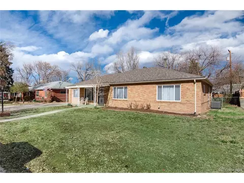 1156 Scranton St, Aurora, CO 80011