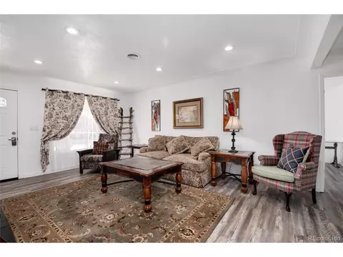 1156 Scranton St, Aurora, CO 80011 photo 4