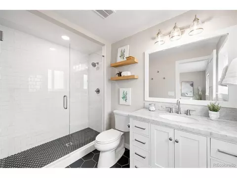 2000 Willow Ln, Lakewood, CO 80215 photo 15