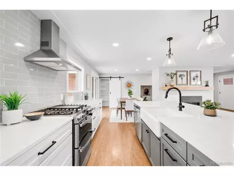 2000 Willow Ln, Lakewood, CO 80215 photo 11