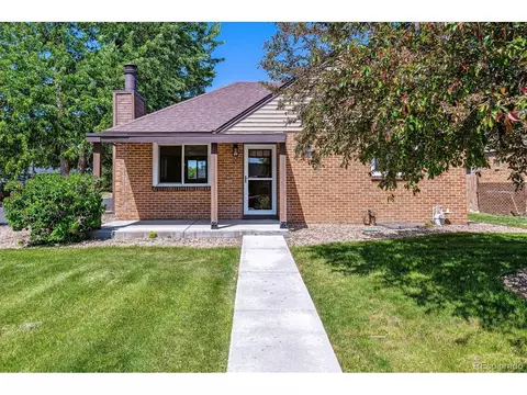 3001 Newport St, Denver, CO 80207