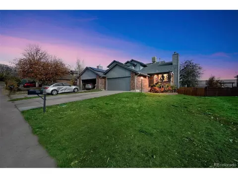 2060 Yarrow St, Lakewood, CO 80214