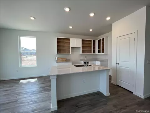 46558 Sunrise Ct, Bennett, CO 80102 photo 9