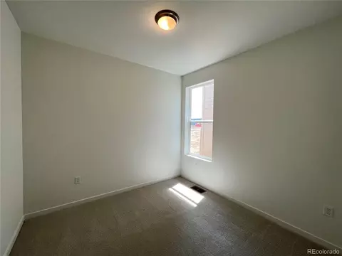 46558 Sunrise Ct, Bennett, CO 80102 photo 6