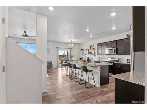 31 S Quantock St, Aurora, CO 80018 photo 3