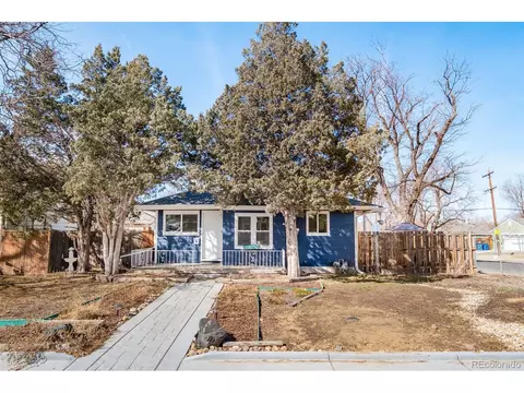 1195 Florence St, Aurora, CO 80010