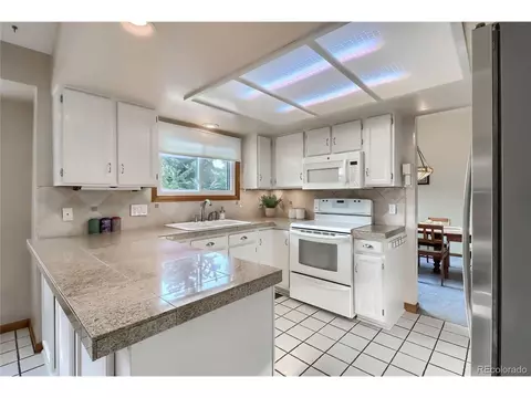 16805 E Prentice Cir, Centennial, CO 80015 photo 12