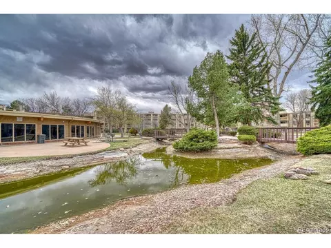 1302 S Parker Rd #121, Denver, CO 80231