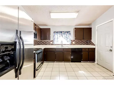 640 Centennial Dr, Bennett, CO 80102 photo 9