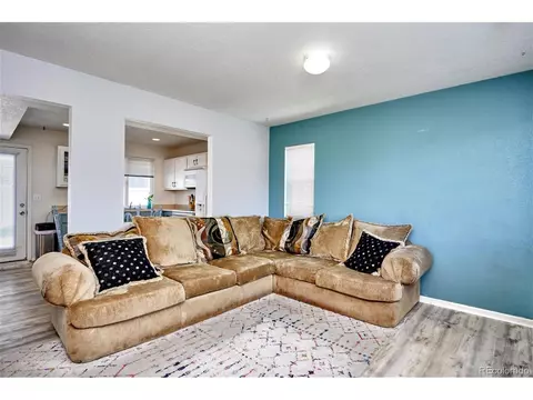18617 E 45th Pl, Denver, CO 80249 photo 3