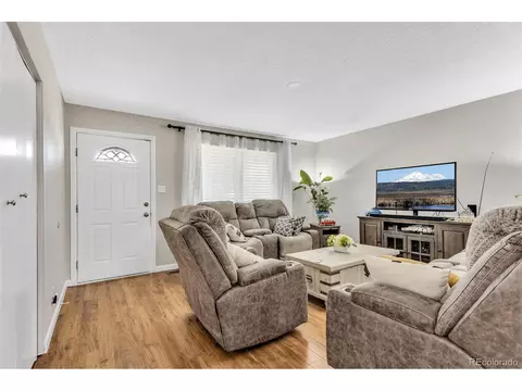 14040 E 54th Ave, Denver, CO 80239 photo 4