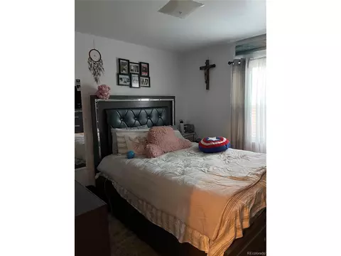 720 Moline St, Aurora, CO 80010 photo 9