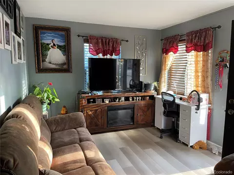 720 Moline St, Aurora, CO 80010 photo 18