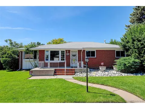 3298 W Saratoga Ave, Englewood, CO 80110
