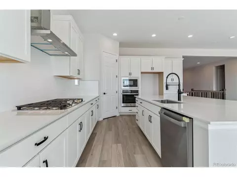 24700 E 36th Ave, Aurora, CO 80019 photo 10