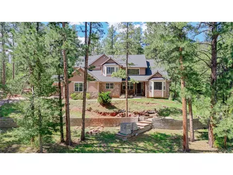 4850 Crow Dr, Larkspur, CO 80118