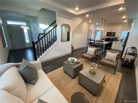 230 S Old Hammer Ct, Aurora, CO 80018