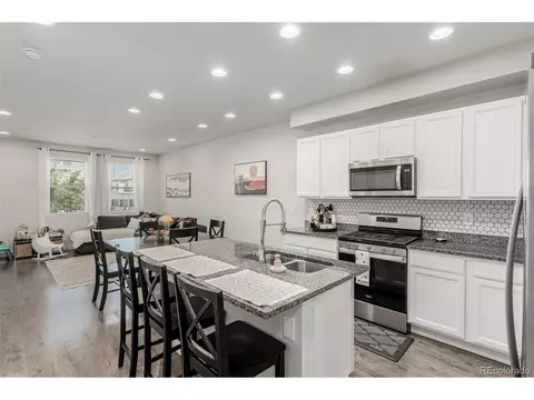 16252 E 47th Pl, Denver, CO 80239 photo 5