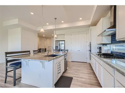 22247 E 45th Pl, Aurora, CO 80019 photo 5