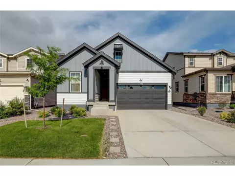 796 N Yantley St, Aurora, CO 80018