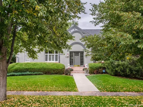 725 Newport St, Denver, CO 80220