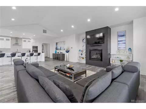 14563 E 26th Pl, Aurora, CO 80011 photo 9
