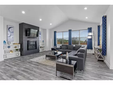14563 E 26th Pl, Aurora, CO 80011 photo 7