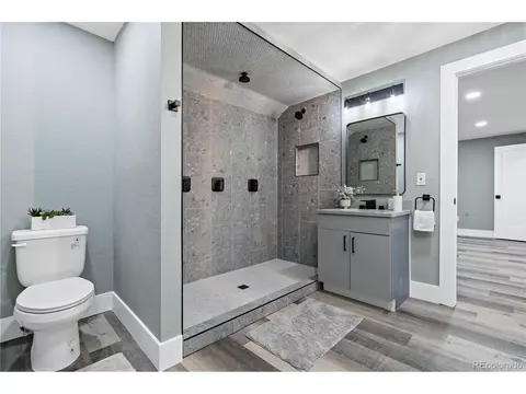 4572 Abilene St, Denver, CO 80239 photo 24