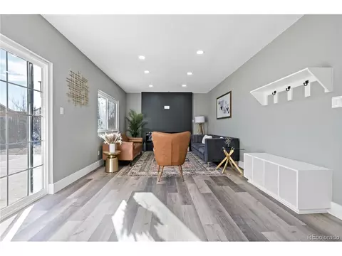 4572 Abilene St, Denver, CO 80239 photo 8