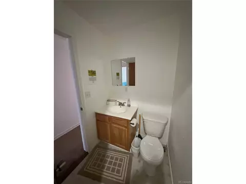 Bath - 309 8th St, Hugo, CO 80821 photo 5 of 6