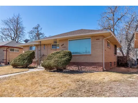 3515 Grape St, Denver, CO 80207 photo 2