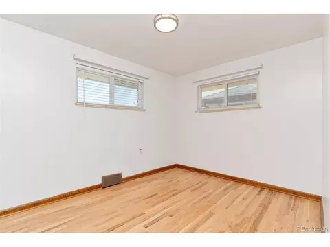 3515 Grape St, Denver, CO 80207 photo 8