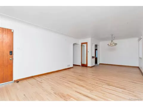 3515 Grape St, Denver, CO 80207 photo 4