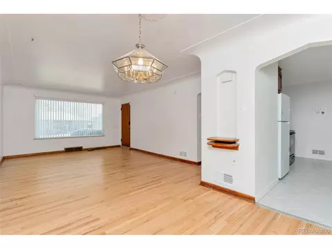 3515 Grape St, Denver, CO 80207 photo 3