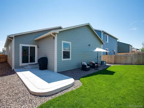 347 Maple St, Bennett, CO 80102 photo 25