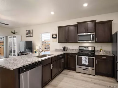 347 Maple St, Bennett, CO 80102 photo 10