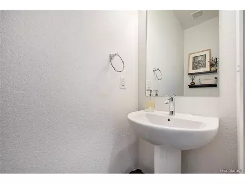 4227 E 98th Pl, Thornton, CO 80229 photo 9