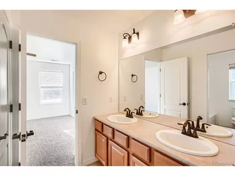 23623 Eads Dr, Aurora, CO 80016 photo 17