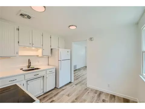 5255 Dover St, Arvada, CO 80002 photo 8