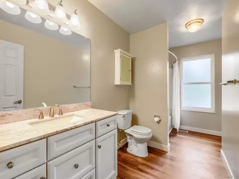 Bath - 16398 E Warren Ave, Aurora, CO 80013 photo 1 of 3